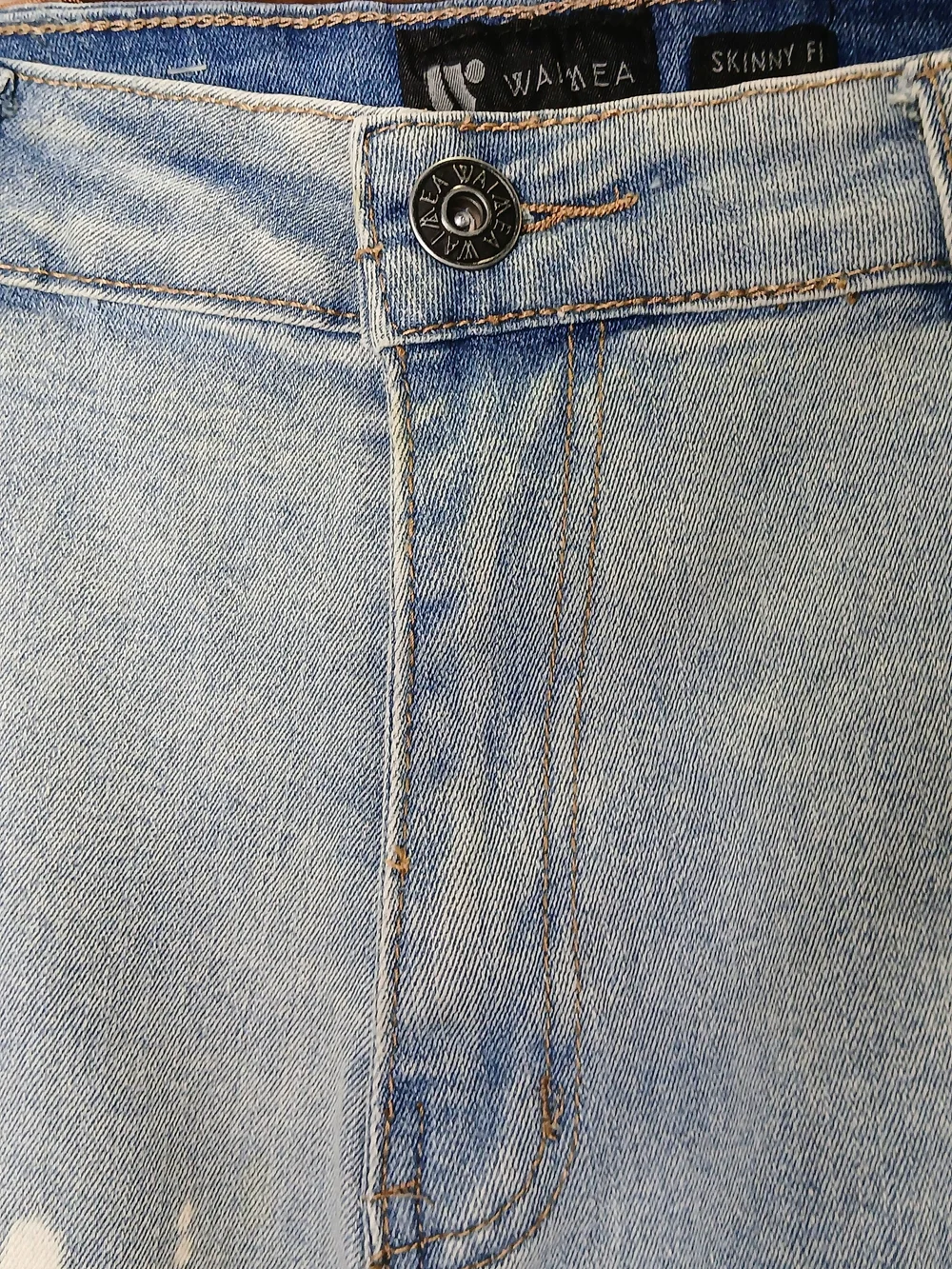 Light Blue Distressed Men’s Jean Shorts with Iridescent Patch Details